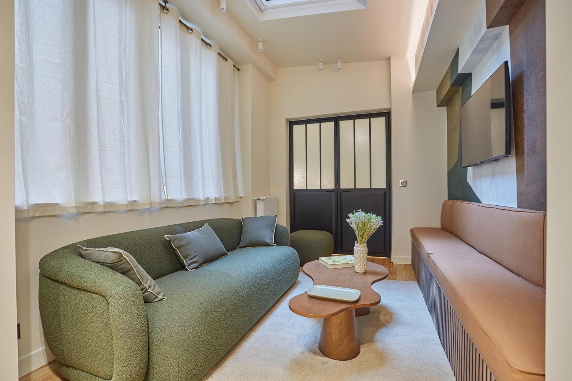 Center Of By Prestige Appartement Parijs
